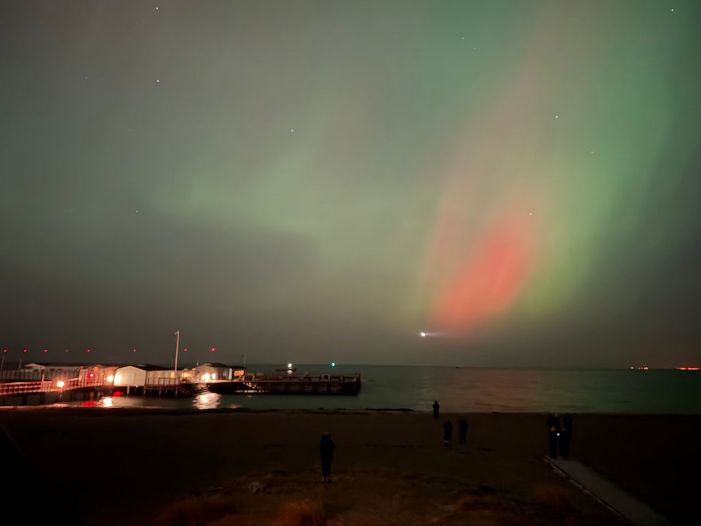 Aurora in Danish Sky - Sake set with 2 cups